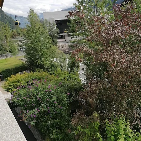 Eberharter Apartman *